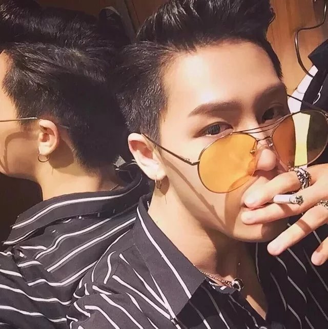 狂少