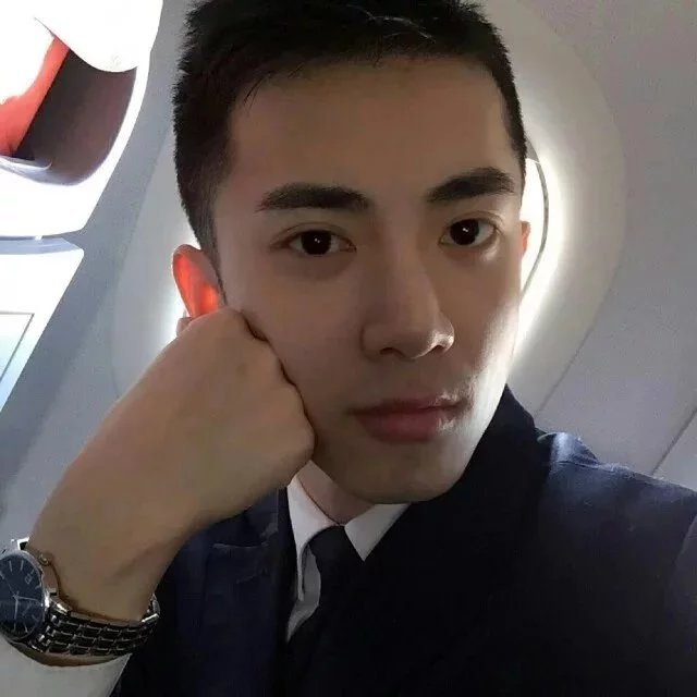 吴京，郭帆
